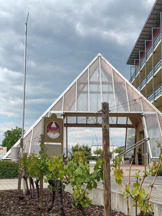 Kurhotel Pyramide 바트빈드샤임 외부 사진